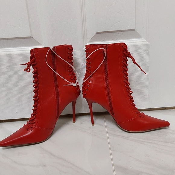 Steve Madden Allnight Leather Laced Stiletto Heel Booties - Picture 7 of 7